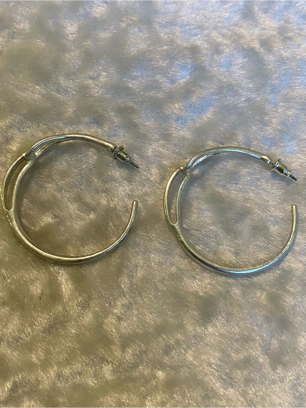 🍀Classic Silver Hoop Earrings